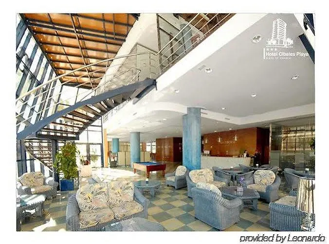 Hotel Cibeles Playa 3*